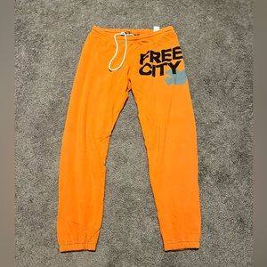 Free city sweatpants